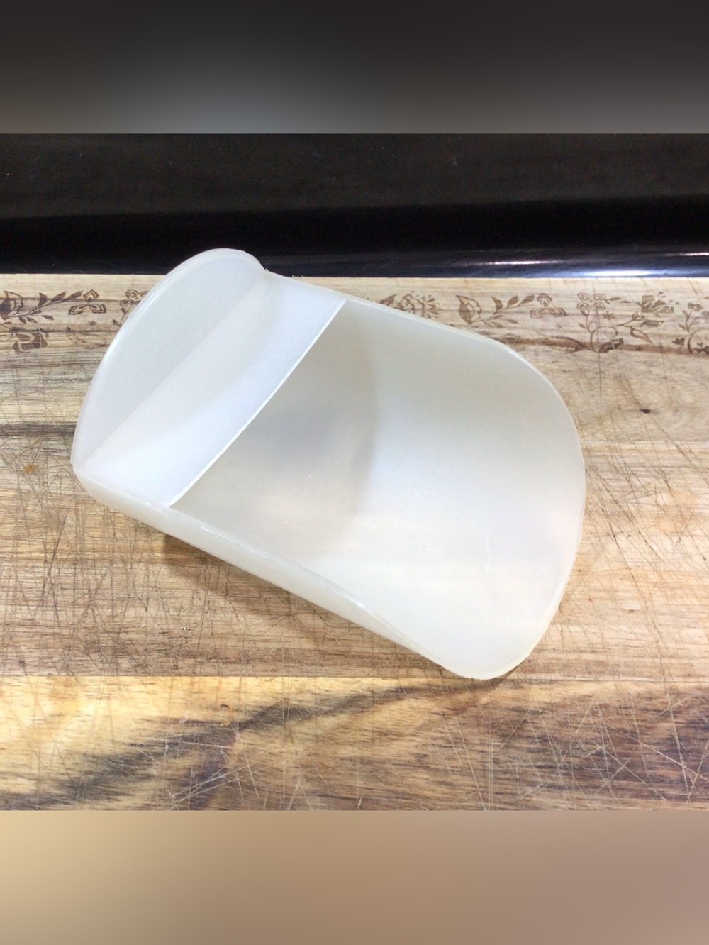 Vintage Tupperware 292 Rocker Scoop 1/2 Cup USA Kitchen Measuring Scoop.